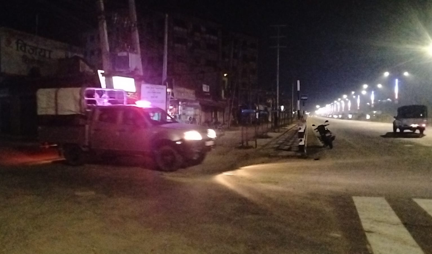 धनगढी-१३ कैलाली गाउँमा दुई समूहबीच झडप, १२ जना नियन्त्रणमा, केहि प्रहरी समेत घाइते