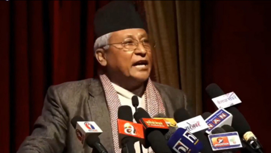 कोभिड–१९ को तेस्रो लहरको पूर्वतयारीमा जुट्न मन्त्री श्रेष्ठको निर्देशन