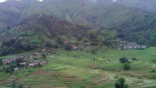 बैतडीमा २ गाउँपालिकाबीचको विवादले सुदूरपश्चिम सरकारको खानेपानी योजना प्रभावित