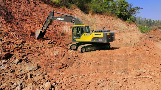 प्रधानमन्त्रीले उद्धघाटन गरेको सहजपुर–बोगटान सडकको काम प्रभावित