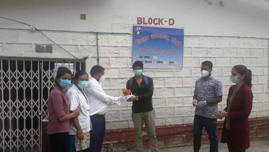 लक्षण नदेखिएपछि डोटीका कोरोना संक्रमितलाई घर पठाइयो
