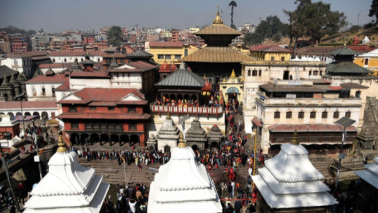 पशुपतिनाथ मन्दिरका चारवटै ढोका खुला