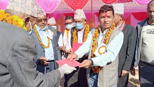 अछामका २५० परिवारलाई ३२ वर्षपछि लालपुर्जा