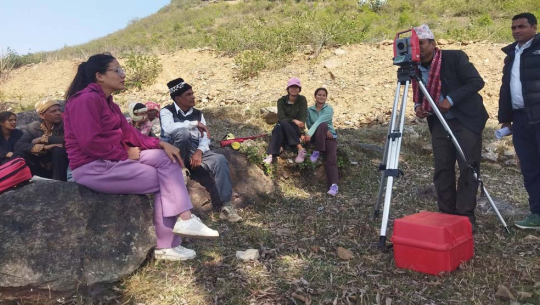  बैतडीको पञ्चेश्वर गाउँपालिकामा सुकुमवासीलाई जग्गा दिन नापजाँच सुरु  