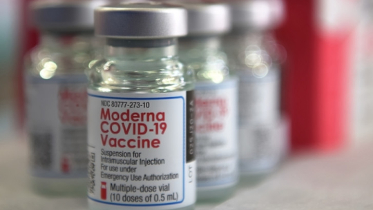 चौध लाख मात्रा मोडर्ना खोप ल्याइँदै