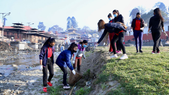बाढीपछि पशुपति क्षेत्रमा सरसफाइ