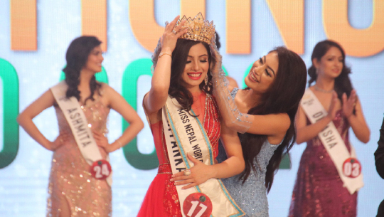 मिस नेपाल २०२२को उपाधी प्रियन्कालाई