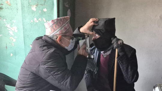 घोडाघोडीमा निःशुल्क आँखा जाँच शिविर: ३८४ जनाले गरे परीक्षण 