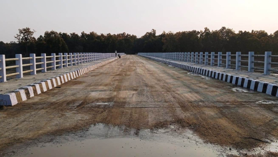 बाह्र वर्षपछि कञ्चनपुरको दोदा नदीमा पुल निर्माण 