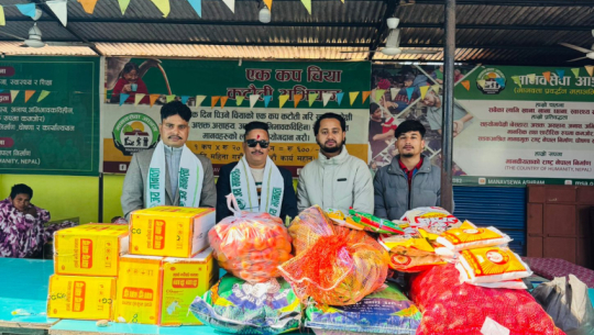 Lotus cafe marks seventh anniversary with food assistance to 'Manav Sewa Ashram'