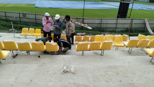 त्रिवि क्रिकेट मैदानमा कुर्सी जडान सुरु