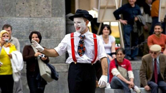 संसारका ५ अनौठा कानून :श्रीमतीको जन्मदिन बिर्सियो भने जानुपर्छ जेल