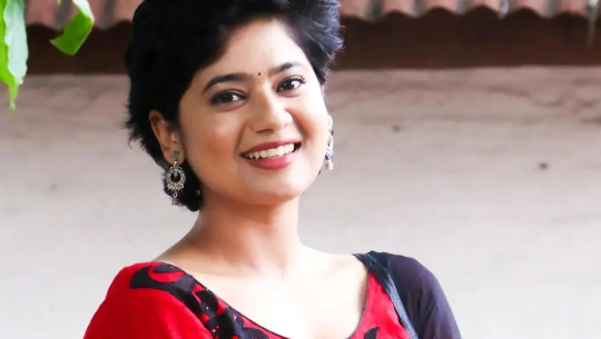 ‘कपाल मुण्डन गराउँदा धेरै प्रोजेक्ट गुमाए, यतिबेला कसैसँगको प्रेममा छु’