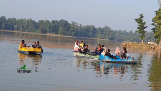 दुर्गन्धित बन्दै कैलालीको कोइलही ताल