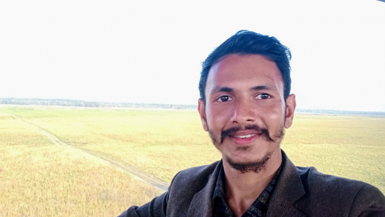 राजनीतिमा तिम्रो दाल गल्छ त ?