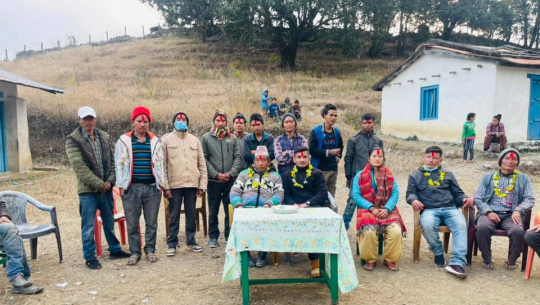 डोटीमा विद्यालयमा सडक पुगाएपछि नेता बमलाई सम्मान