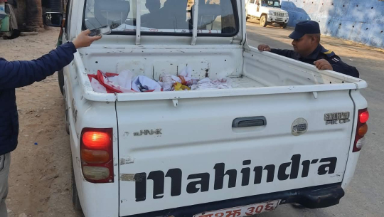 बैतडीमा सुरक्षाकर्मीले हटाए प्रचार सामग्री