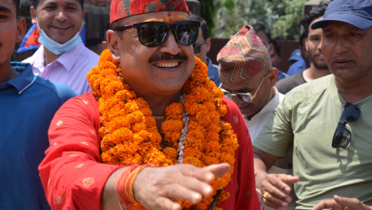 धनगढीको मेयरमा हमालद्वारा स्वतन्त्र उम्मेदवारी दर्ता (तस्बिरहरु)