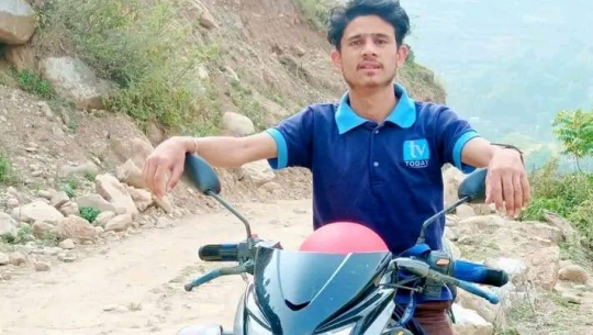 बझाङका पत्रकार धामीमाथि कुटपिट, दोषीलाई कारबाहीको माग