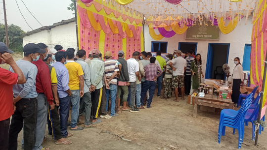 कञ्चनपुरको भागेश्वर चिनी मिलका श्रमिकको निःशुल्क स्वास्थ्य परीक्षण