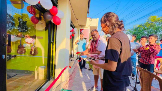 धनगढीमा संगीत पसल संचालनमा