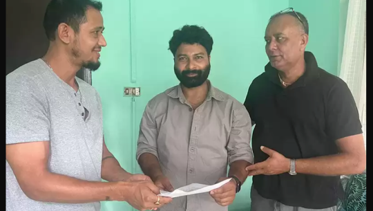 रेखा थापाको ’उपहार’ मा मुकुन भुसाल जोडिए