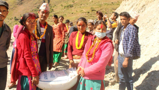 हिमाली गाउँपालिको नमुना कामः फलफूलको बिरुवा बचाए ५ किलो चामल