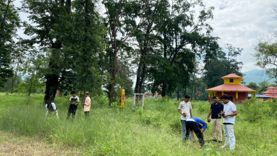 डडेल्धुराको परशुराम धाममा दारी ग्याङले गर्‍यो वृक्षारोपण