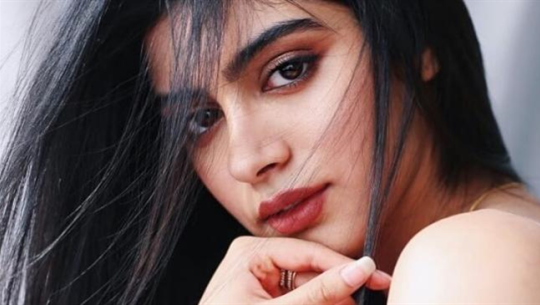 खुशी पनि बलिउडमा अाउने तयारीमा