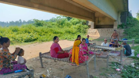 दशैंले छोएन वनहराका भूमिहीनलाई