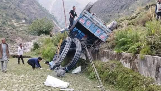 बाजुरामा ट्याक्टर दुर्घटना