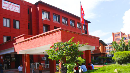 ‘उत्पादक-वितरणको सहमतिमा नै चीनबाट सामग्री’