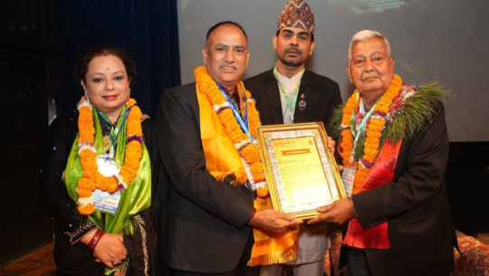 Dinesh FM operator Joshi honored with National Health Service Award