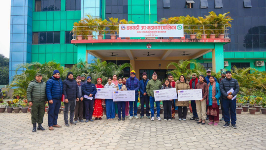 धनगढी उपमहानगरपालिकाद्वारा दलित छात्रालाई ‘टीकाराम पार्की छात्रवृत्ति’ हस्तान्तरण