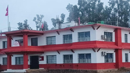 डोटीको बडीकेदारमा अनाथ बालबालिकालाई आवासीय सहित निःशुल्क शिक्षा