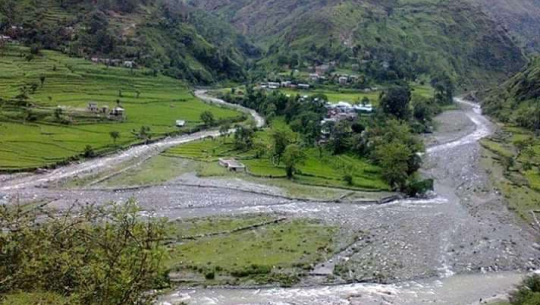 ज्याला नदिएपछि बैतडीको पुर्चौडीमा विद्युतीकरणको काम ठप्प