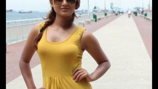 ‘नाईं नभन्नू ल’ मा केकी थिइन् पहिलो रोजाई