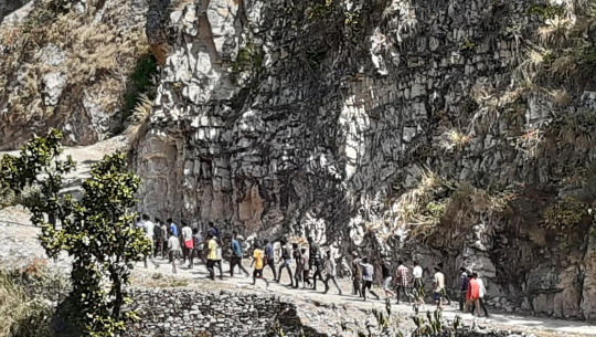 अछाममा भिरबाट लडेर एक महिलाको मृत्यु