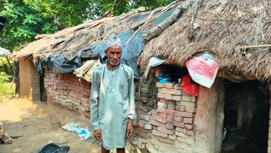 सुरक्षित आवासमा दशैं मनाउने लुहारको सपना अधुरै