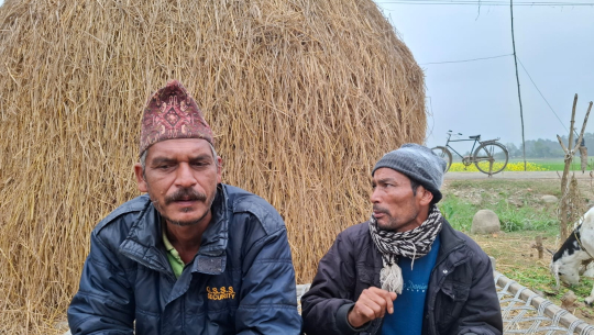 भारतीय वन कर्मचारीले कैलालीका सीमावर्ती गाउँका स्थानीयलाई यसरी सताउँछ्न्