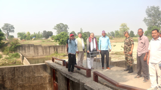 Chief Minister Shah inspects Tedhi and Gurgi dams in Kailali