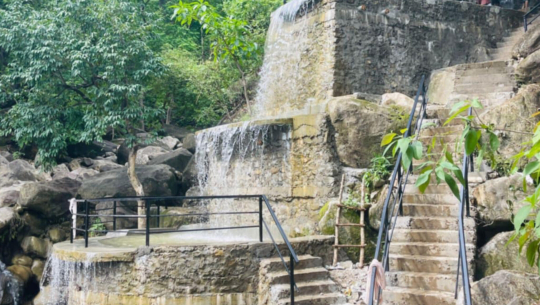 कैलालीको आमपानी क्षेत्रमा बढ्दै पर्यटकको आकर्षण