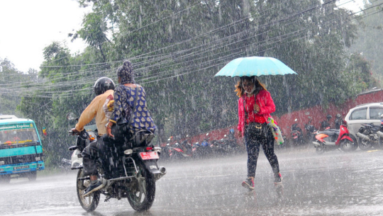 मनसुनको प्रभाव कायम, केही स्थानमा भारी वर्षाको पूर्वानुमान