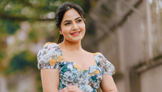 लक्ष्मण रिजालको फिल्म ‘काजी’ मा वर्षा सिवाकोटी मुख्य नायिका