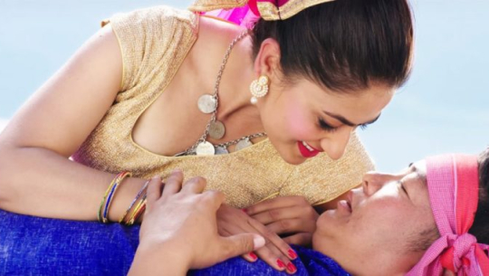 फिल्मी भिडन्तको बाढी