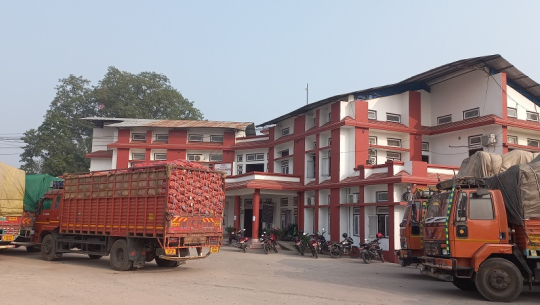 धनगढीबाट दुई अर्ब ४१ करोडको व्यापार घाटा