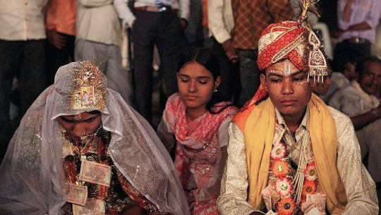 एक मिसकलले जुरायो लगन्, ६० वर्षीया बेहुलीलाई २० बर्षे दुलाहा