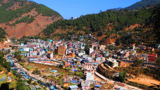 फस्टाउँदै बुर्तिबाङको पर्यटन व्यवसाय