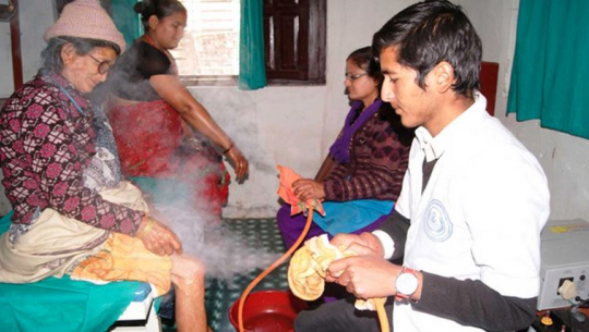 डोटीमा पञ्चकर्म विधिद्वारा बाथरोगको उपचार
