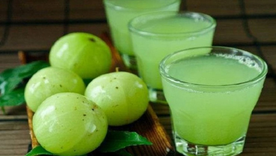अमलाको जुसले निको पार्छ यी रोगहरु, यस्ता छन् फाइदा
